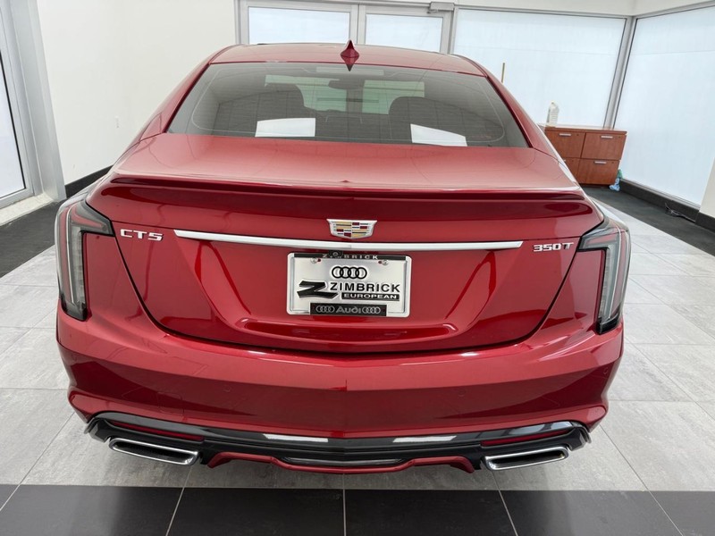 Cadillac CT5 Vehicle Image 3