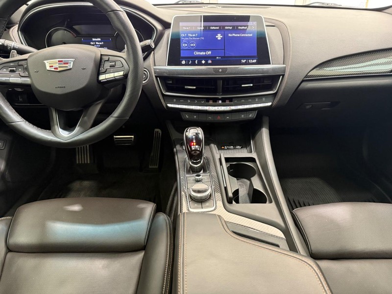 Cadillac CT5 Vehicle Image 11