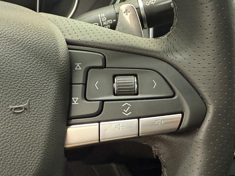 Cadillac CT5 Vehicle Image 13