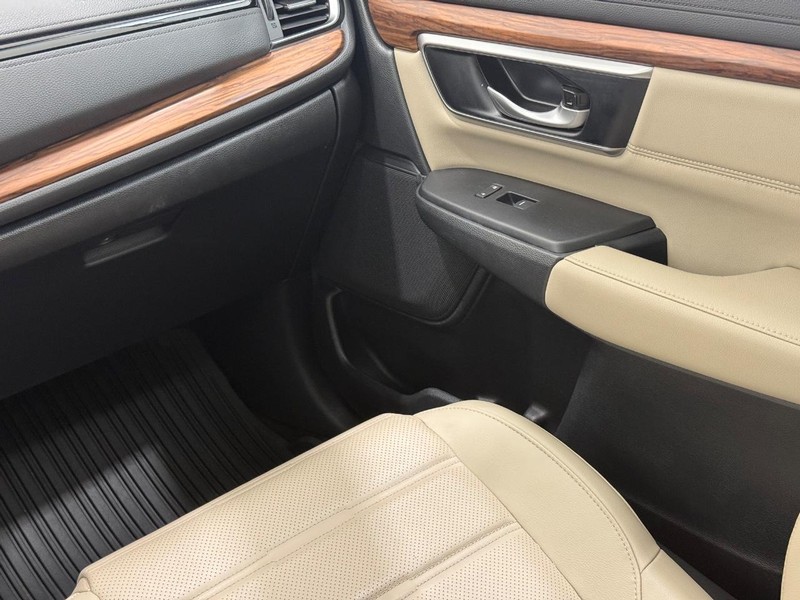 Honda CR-V Vehicle Image 13