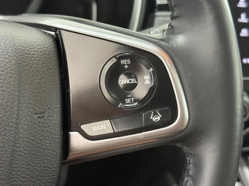 Honda CR-V Vehicle Image 16