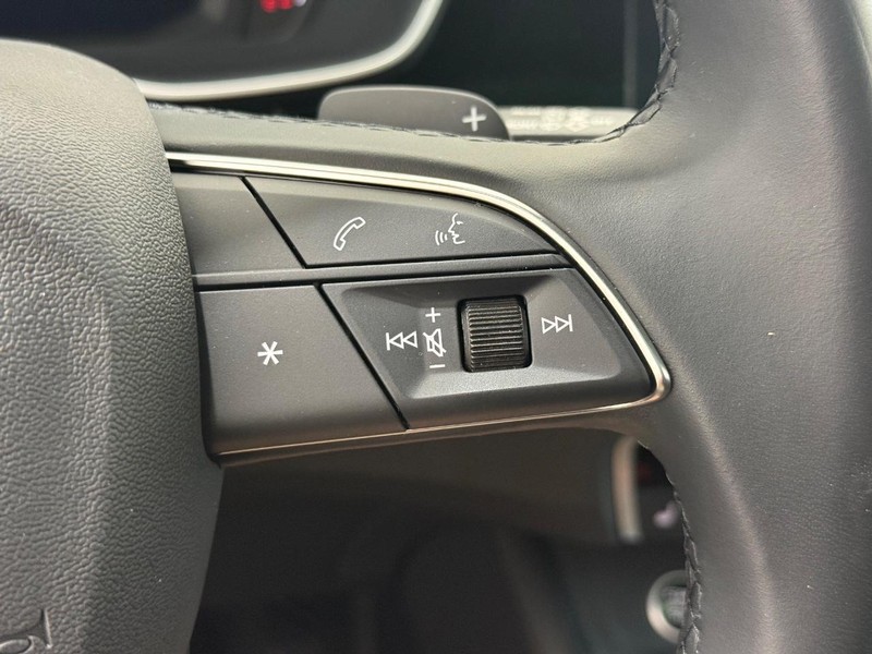 Audi Q3 Vehicle Image 15