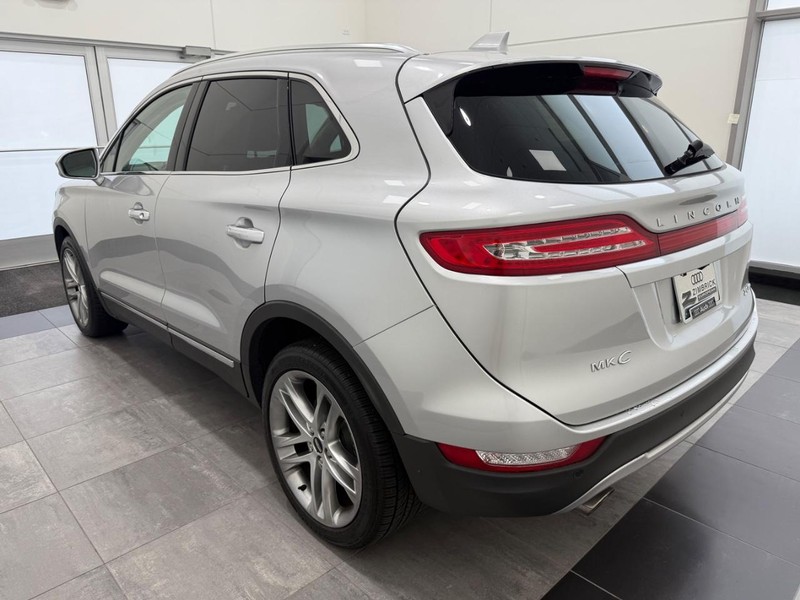 Lincoln MKC Vehicle Image 4