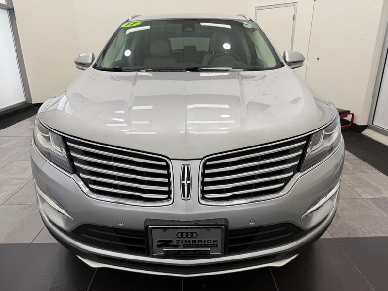 Lincoln MKC Vehicle Image 7