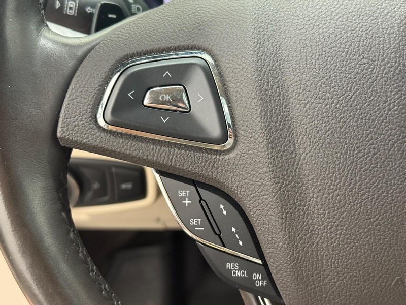 Lincoln MKC Vehicle Image 15