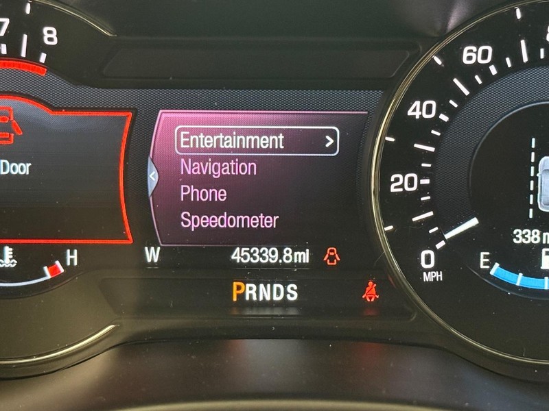 Lincoln MKC Vehicle Image 17