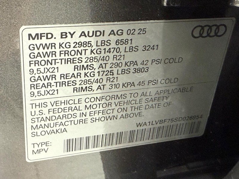 Audi Q7 Vehicle Image 18