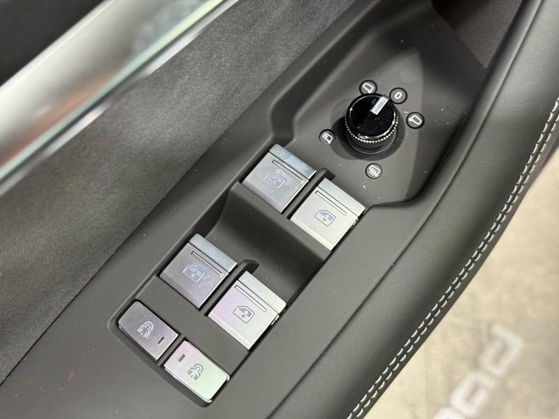 Audi A6 allroad Vehicle Image 15