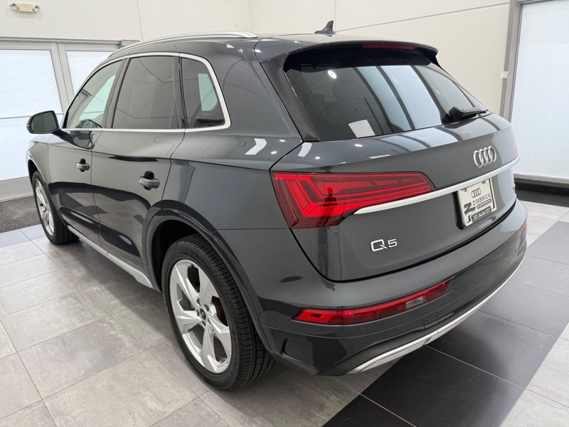 Audi Q5 Vehicle Image 4