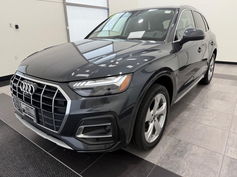 Audi Q5 Vehicle Image 6