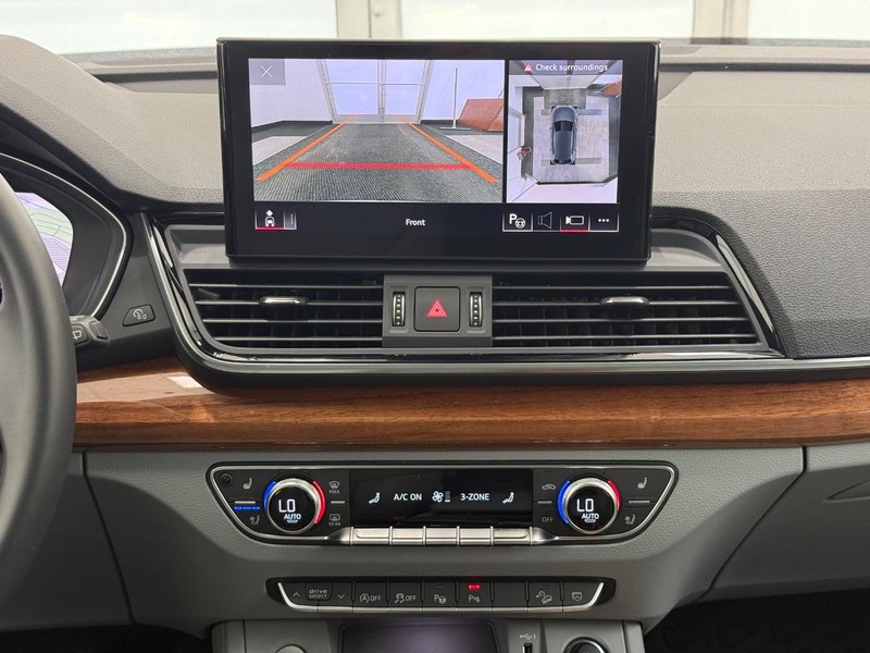 Audi Q5 Vehicle Image 10