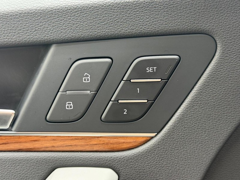Audi Q5 Vehicle Image 14