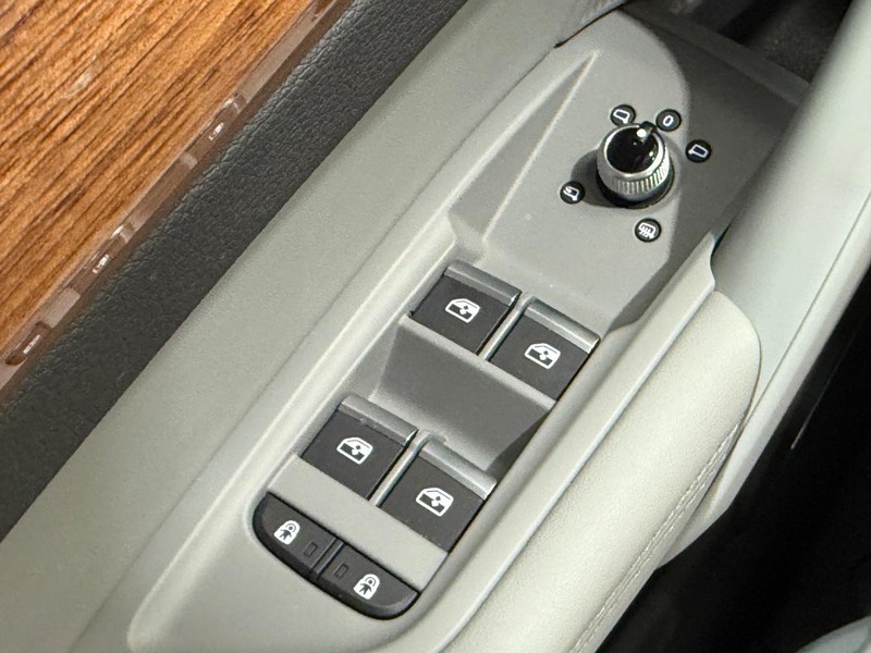 Audi Q5 Vehicle Image 20