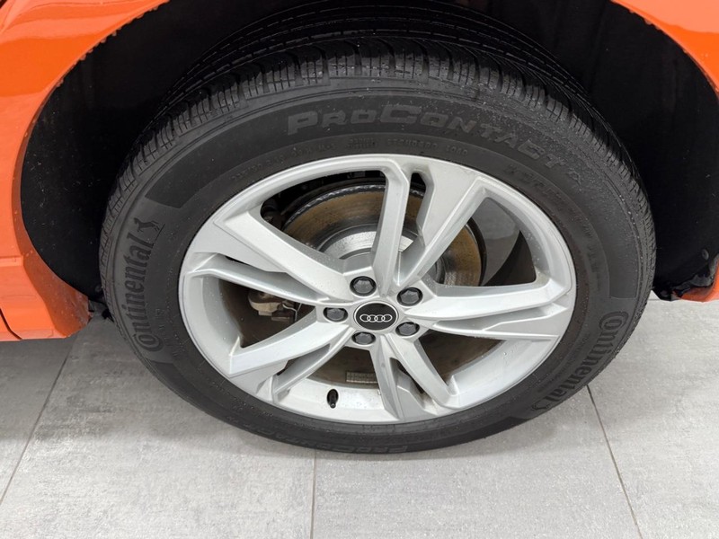 Audi Q3 Vehicle Image 5
