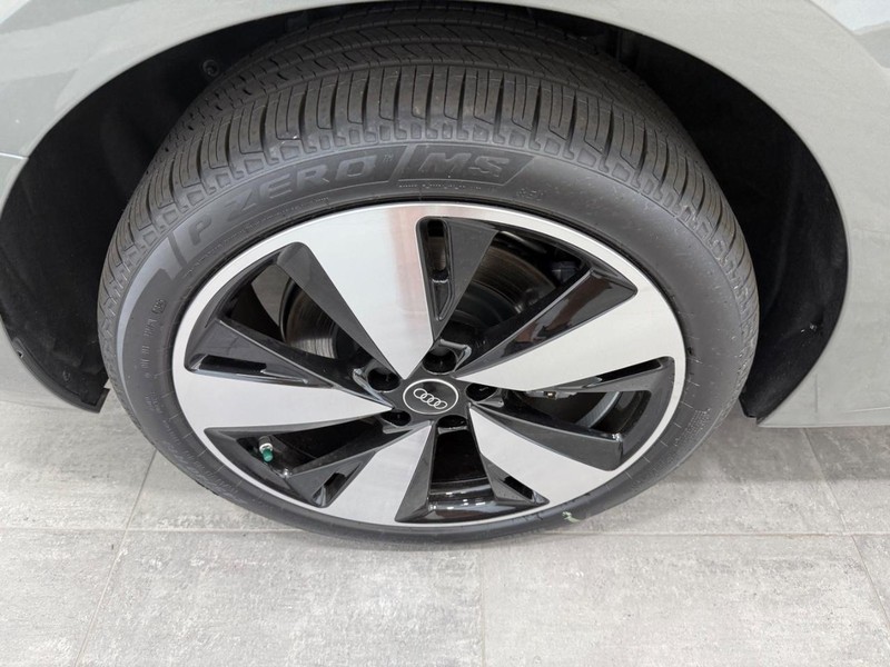 Audi A5 Vehicle Image 3