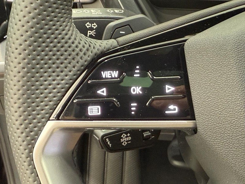 Audi Q4 e-tron Vehicle Image 11