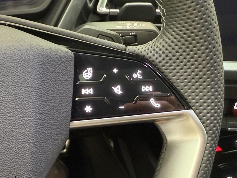 Audi Q4 e-tron Vehicle Image 12