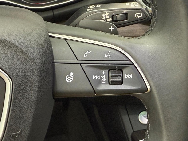 Audi Q5 Vehicle Image 16