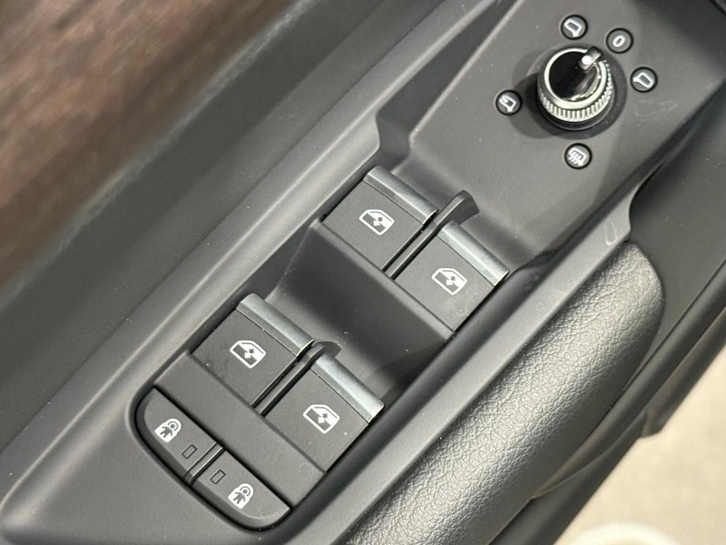 Audi Q5 Vehicle Image 20