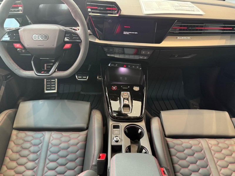 Audi RS 3 Vehicle Image 5