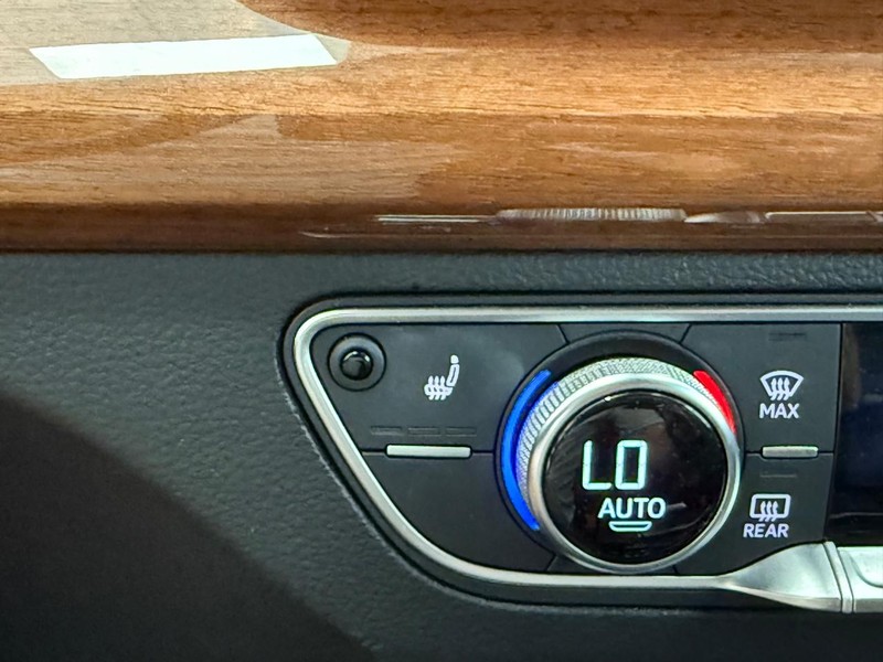 Audi Q5 Vehicle Image 19