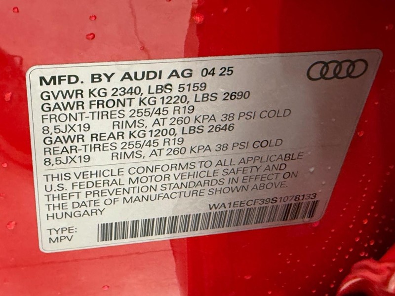 Audi Q3 Vehicle Image 16