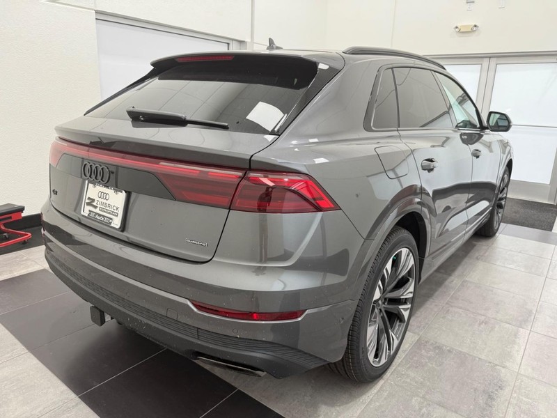 Audi Q8 Vehicle Image 2