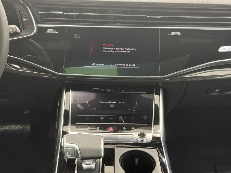 Audi Q8 Vehicle Image 6