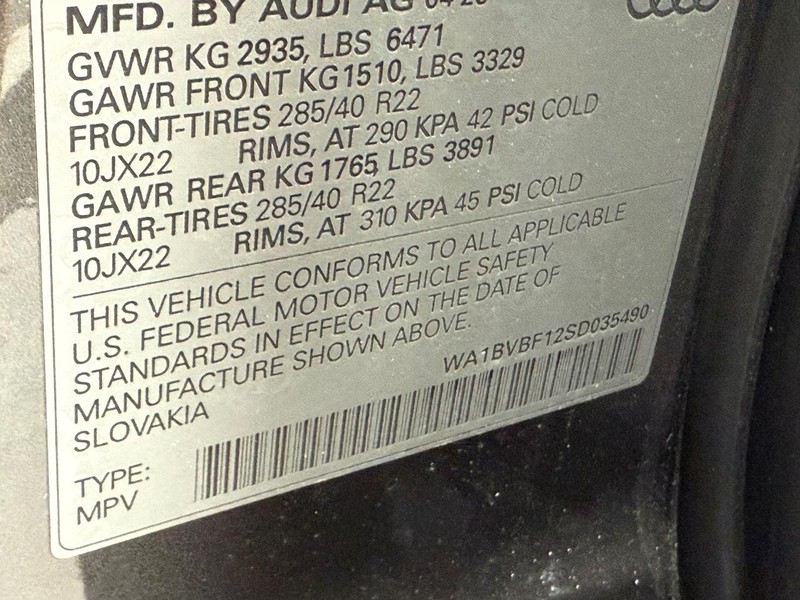 Audi Q8 Vehicle Image 17