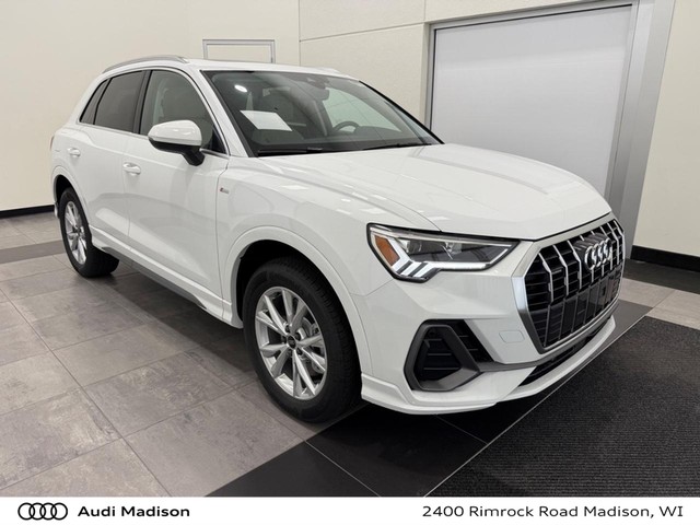 2025 Audi Q3 S Line Premium's photo