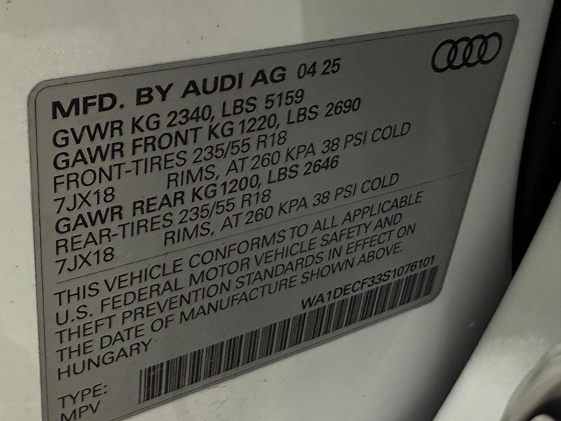 Audi Q3 Vehicle Image 17