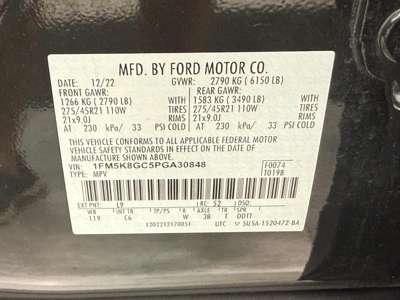 Ford Explorer Vehicle Image 23