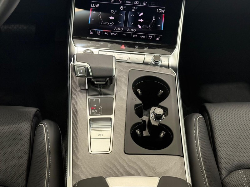 Audi A6 Sedan Vehicle Image 7