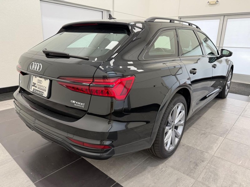Audi A6 allroad Vehicle Image 2