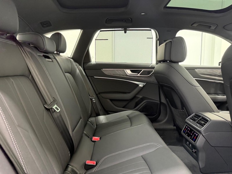 Audi A6 allroad Vehicle Image 4