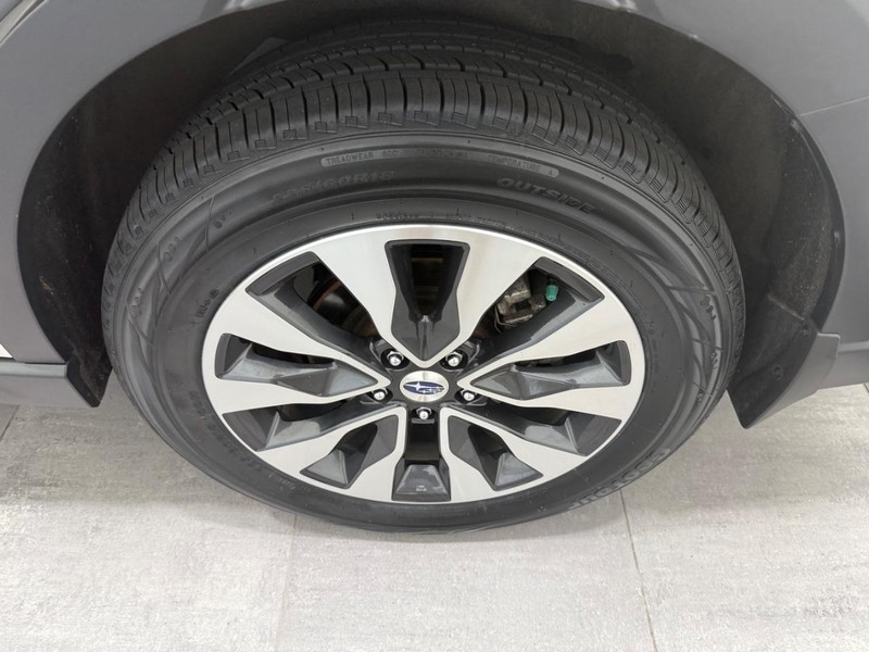 Subaru Outback Vehicle Image 5