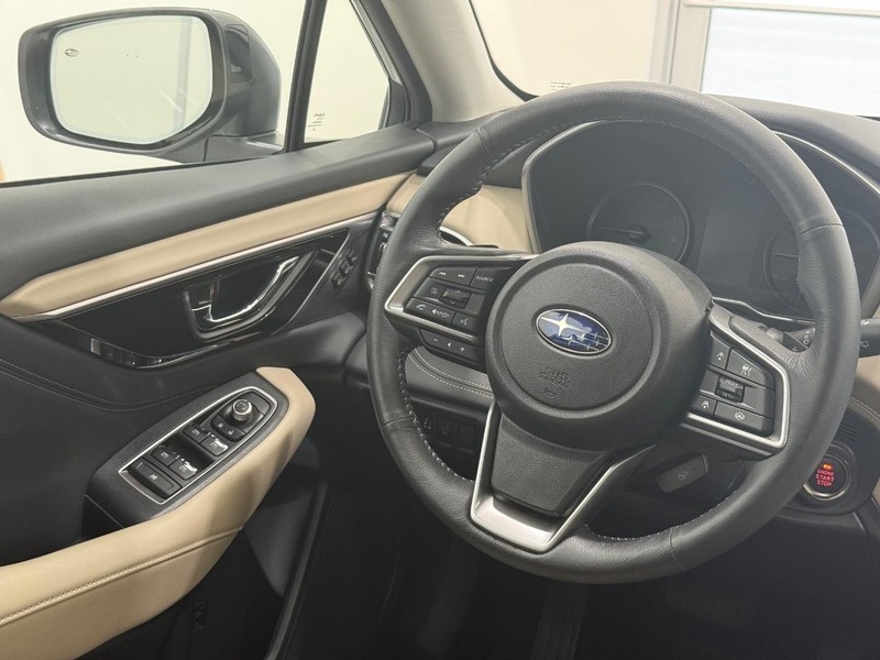 Subaru Outback Vehicle Image 13