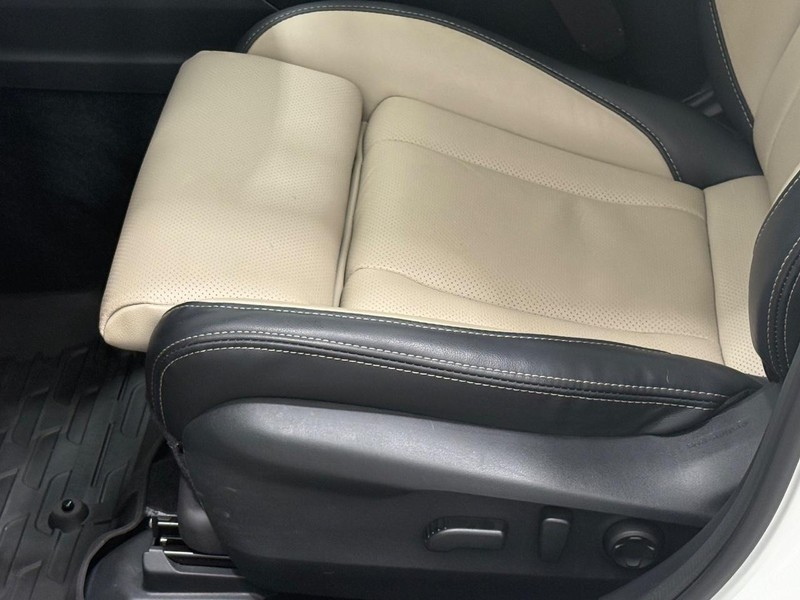 Subaru Outback Vehicle Image 21