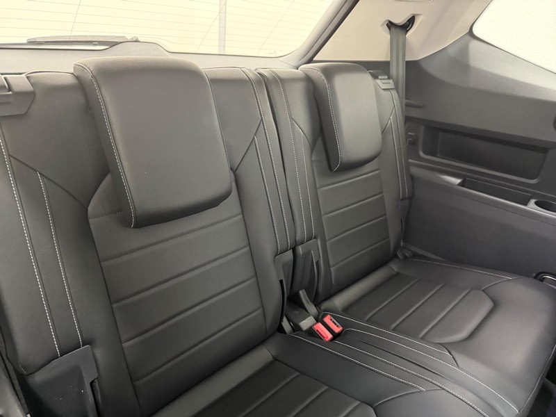 Volkswagen Atlas Vehicle Image 8