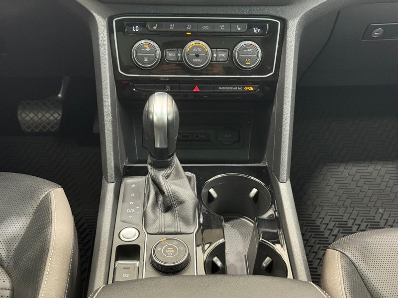 Volkswagen Atlas Vehicle Image 12