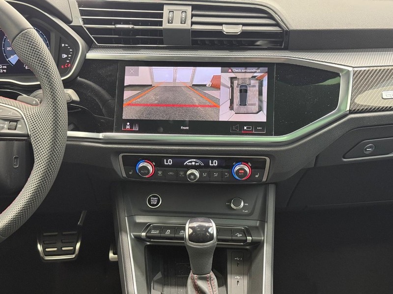 Audi Q3 Vehicle Image 6