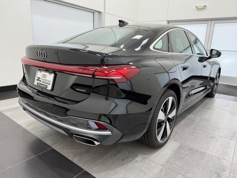 Audi A5 Vehicle Image 2