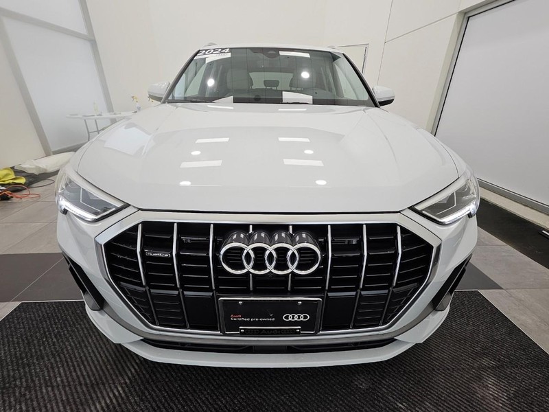 Audi Q3 Vehicle Image 7