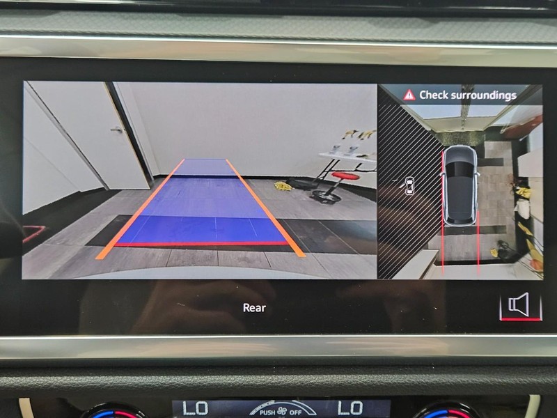 Audi Q3 Vehicle Image 16