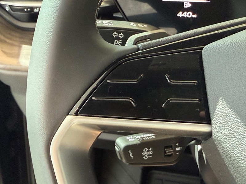 Audi Q5 Vehicle Image 10