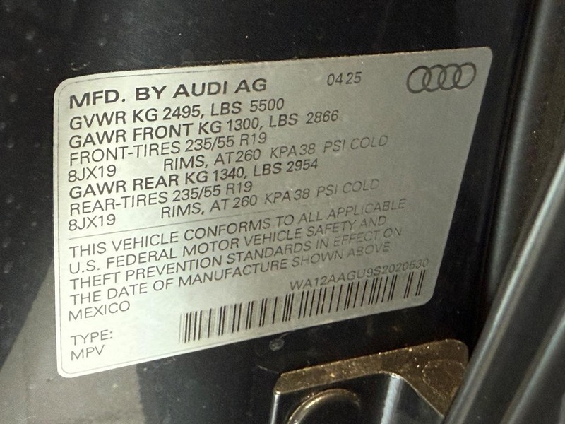 Audi Q5 Vehicle Image 17
