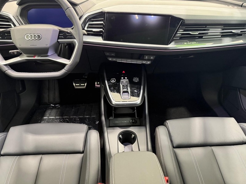 Audi Q4 e-tron Vehicle Image 5