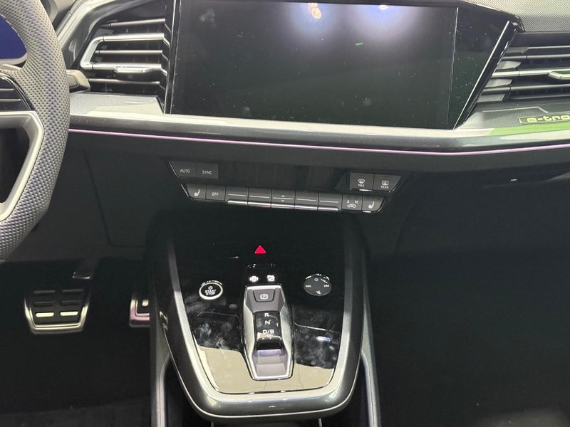 Audi Q4 e-tron Vehicle Image 6