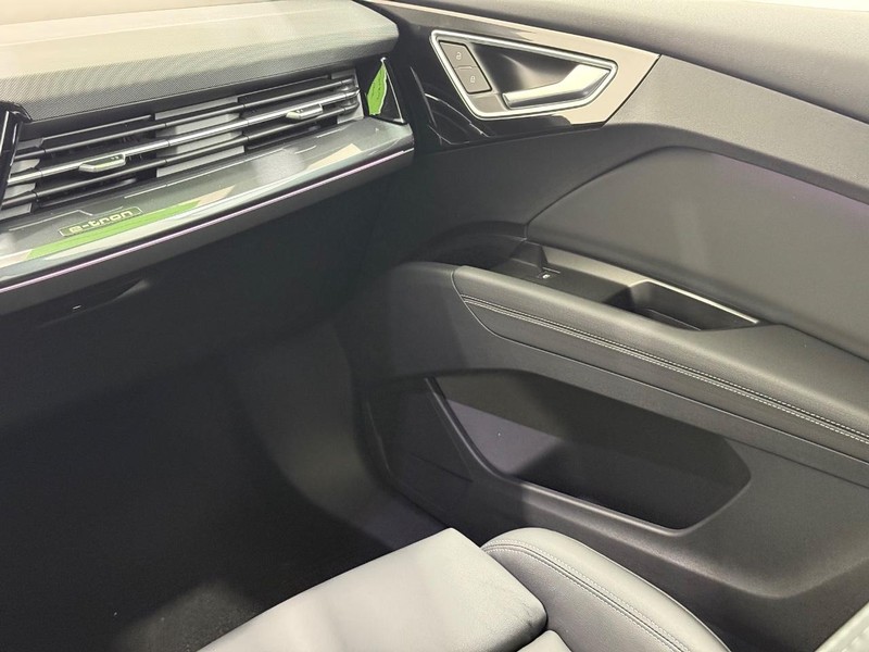Audi Q4 e-tron Vehicle Image 9