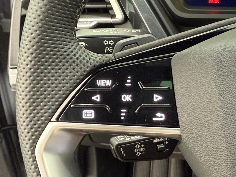 Audi Q4 e-tron Vehicle Image 11